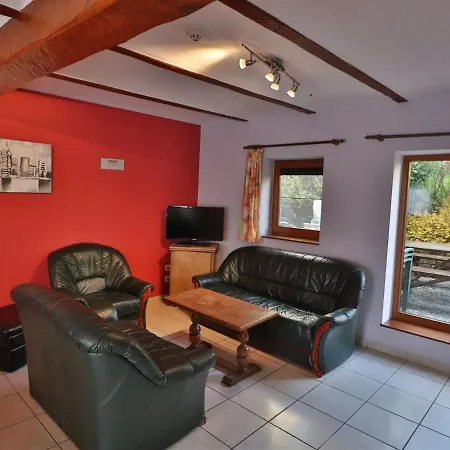 Chalet In The Middle Of The Woods Near Holiday home *